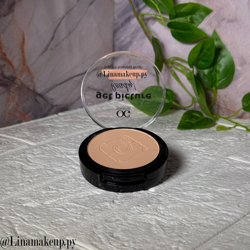 Polvo compacto + un aplicador